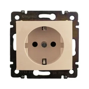 Πρίζα Σούκο Χωνευτή Κρεμ